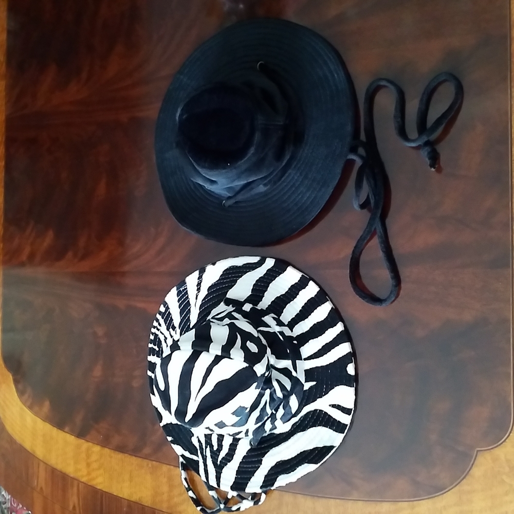 ONE LEFT! Black Cowboy (Cowgirl) Hat Set. NWOT. Perfect condition!